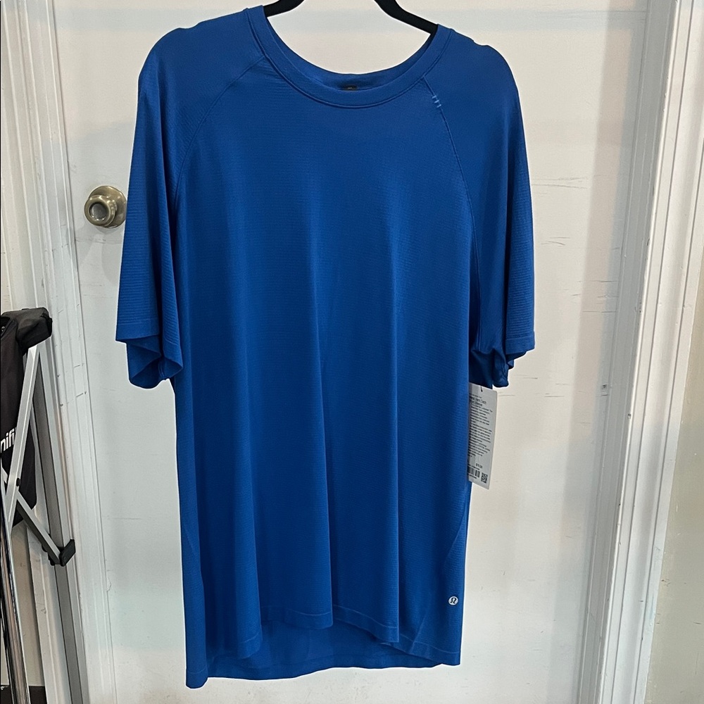 lululemon athletica Vibrant Blue Short Sleeve Tee